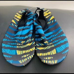 VIFUUR, New Without Tags, Surfing/Sand Wet Shoes, Size 9.5